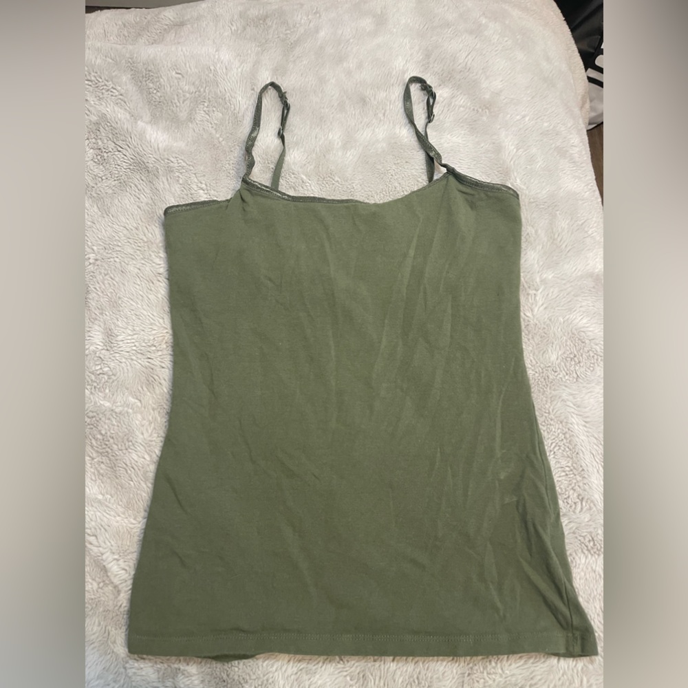 SO Perfect Cami M Green